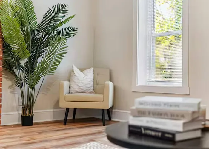 Modern W/ Netflix Near Downtown & Upmc * Pittsburgh